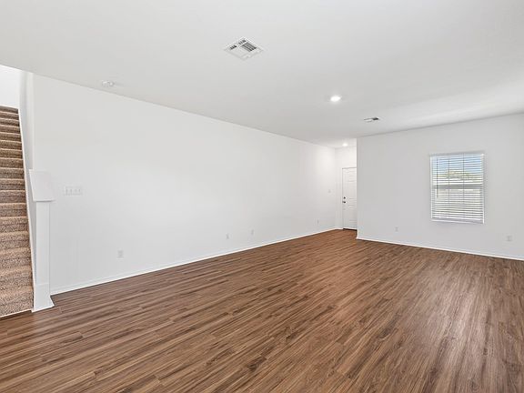 5th image of 217244 Wilmiller Ln