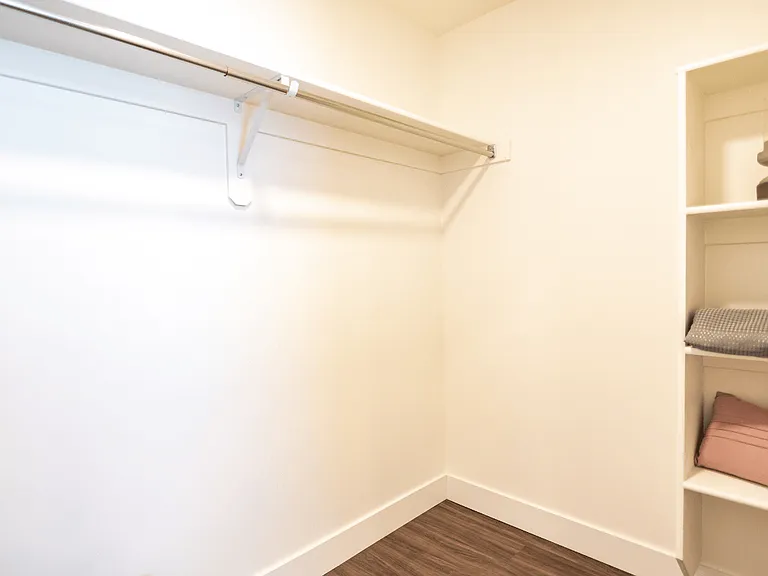 Onyx Apartments — Photo 15