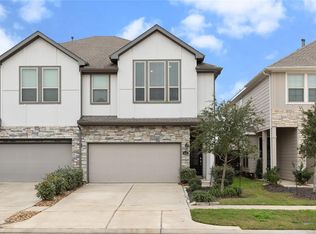 4046 Balboa Dr, Iowa Colony, TX 77583