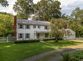 2 Bridgeworth Ln, Sherman, CT 06784