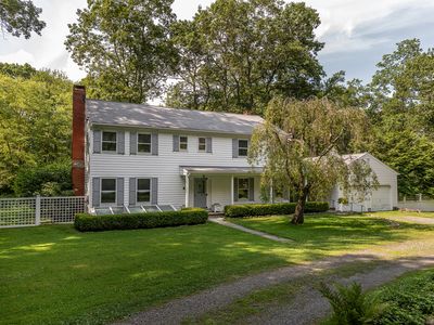 2 Bridgeworth Lane, Sherman, CT, 06784