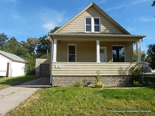 421 S Maple St Photo 1