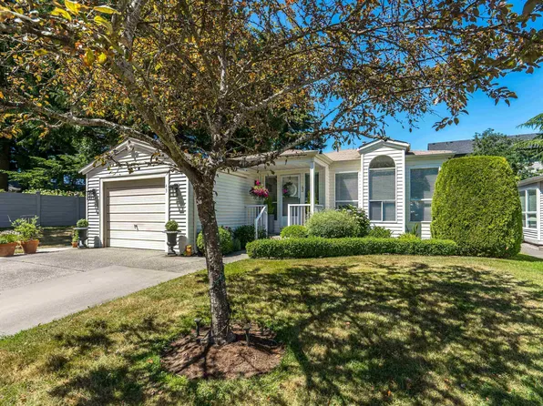 2345 Cranley Dr #43, Surrey, BC V4A 9G5