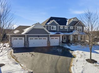 7727 Prairie Grass Pass, Prior Lake, MN 55372