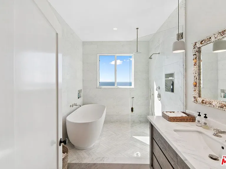 29680 Zuma Bay Way — Photo 18