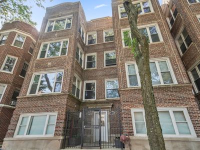7650 N Greenview Ave #2, Chicago, IL, 60626