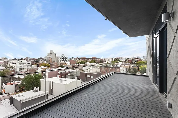 Sold by Corcoran | media 24