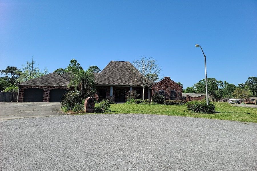 1st image of 1876 Hollow Cove Ln