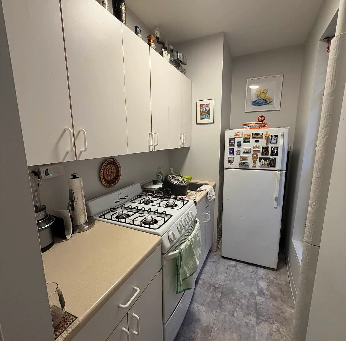 334 East 65th Street — Photo 4