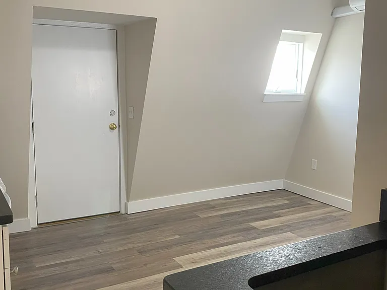 18 Imperial St #203 — Photo 6
