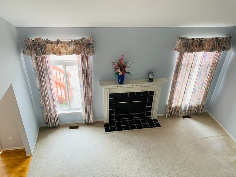 3416 Honeysuckle Ct — Photo 6