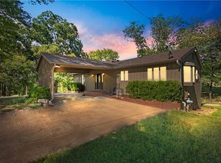 2716 N 10th St, Independence, KS 67301