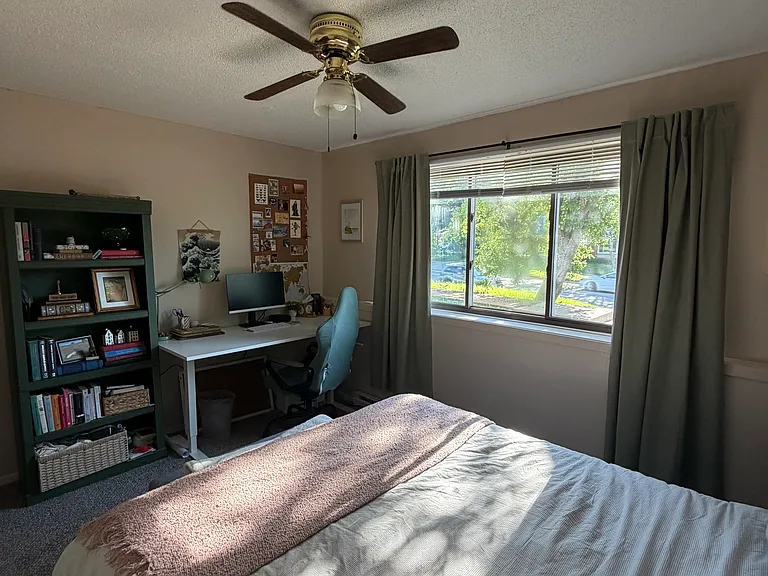 755 N Maple Rd — Photo 11