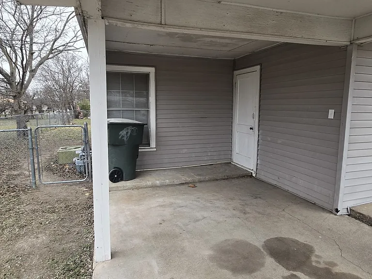 2715 Terrace (4)_01102025