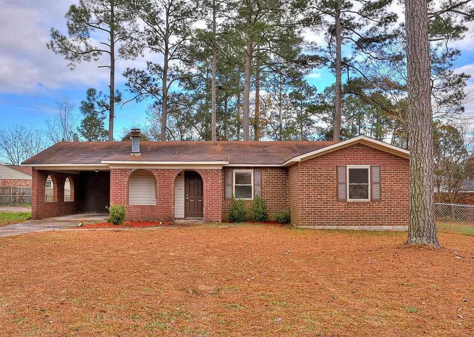 1st image of 2398 Richwood Dr