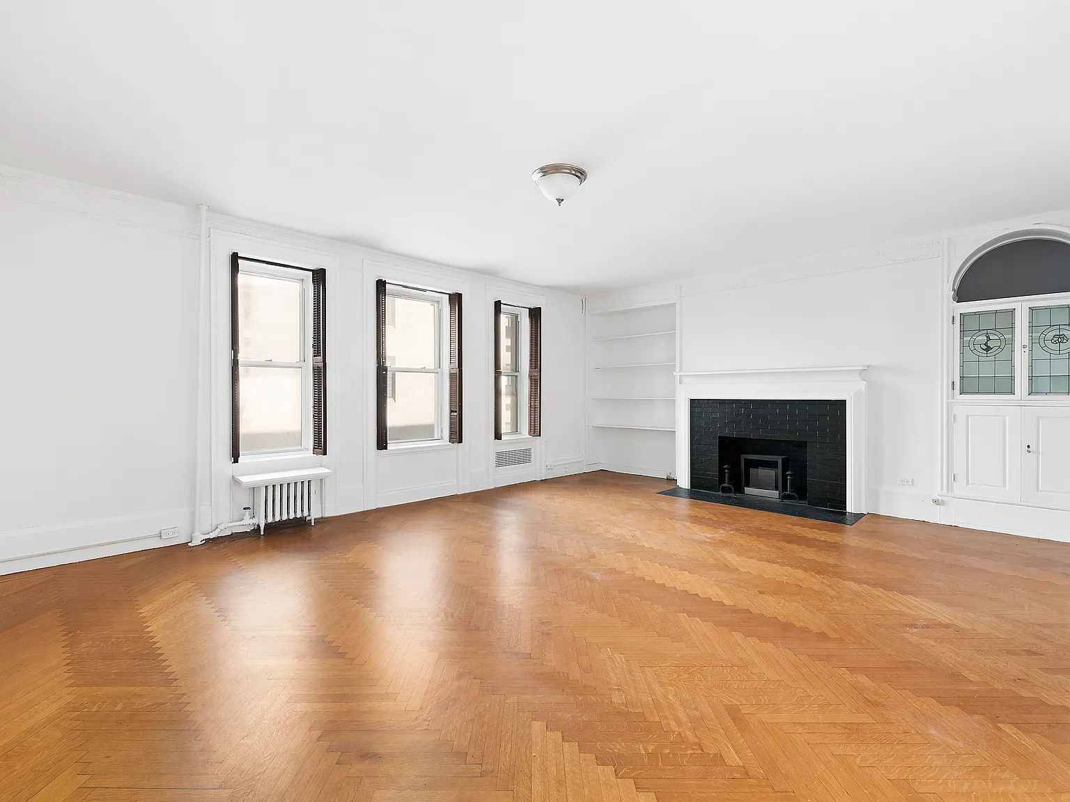 6 East 65th Street — Photo 1