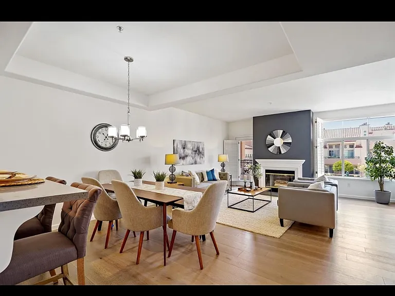 1951 Ofarrell St #210 — Photo 6