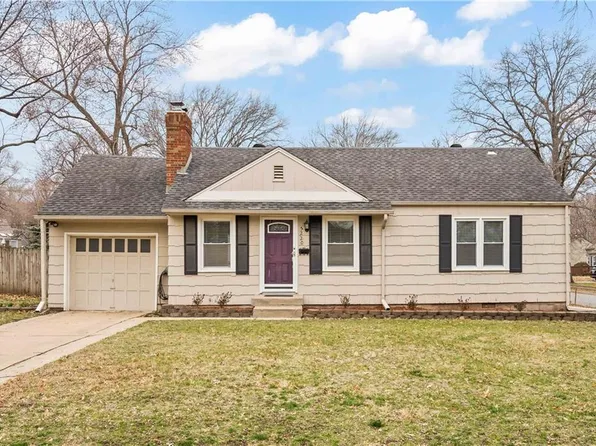 5220 Sycamore Dr, Roeland Park, KS 66205