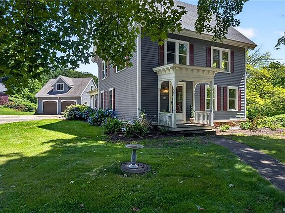 2nd image of 225 Scott Rd