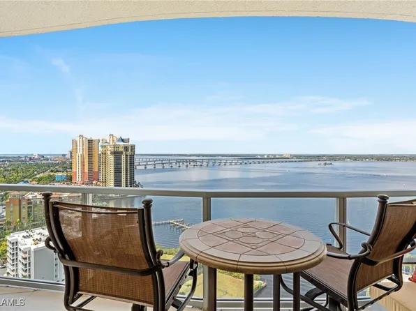 3000 Oasis Grand Blvd APT 2203, Fort Myers, FL 33916