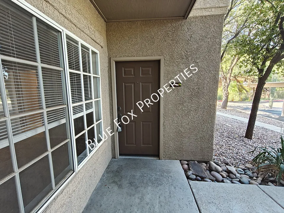 1500 E Pusch Wilderness Dr #3101