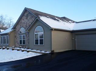 705 Leila Ln E, Heath, OH 43056