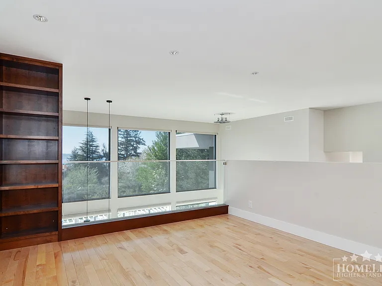 15728 Buena Vista Ave #HOUSE — Photo 18