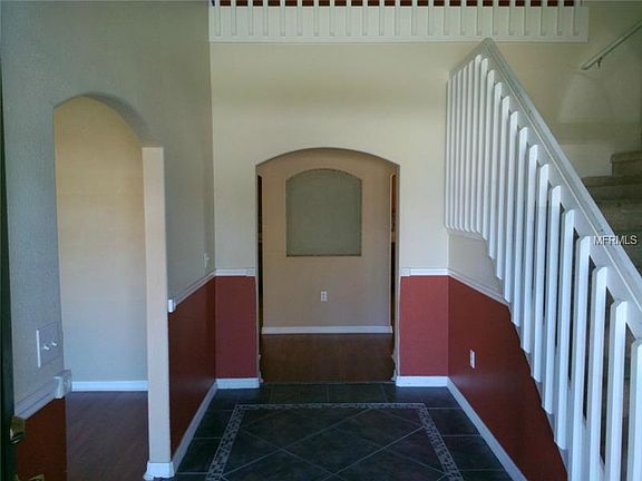 3rd image of 2865 Saxon Ct