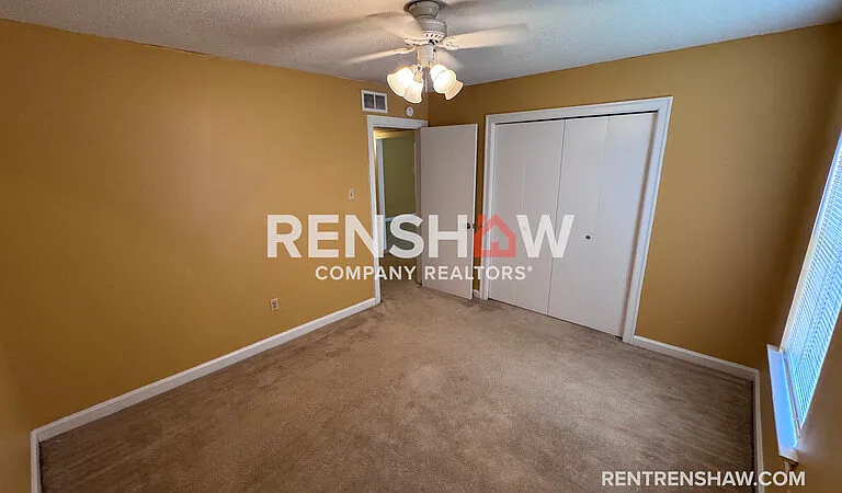3222 Thirteen Colony Mall #2B — Photo 10