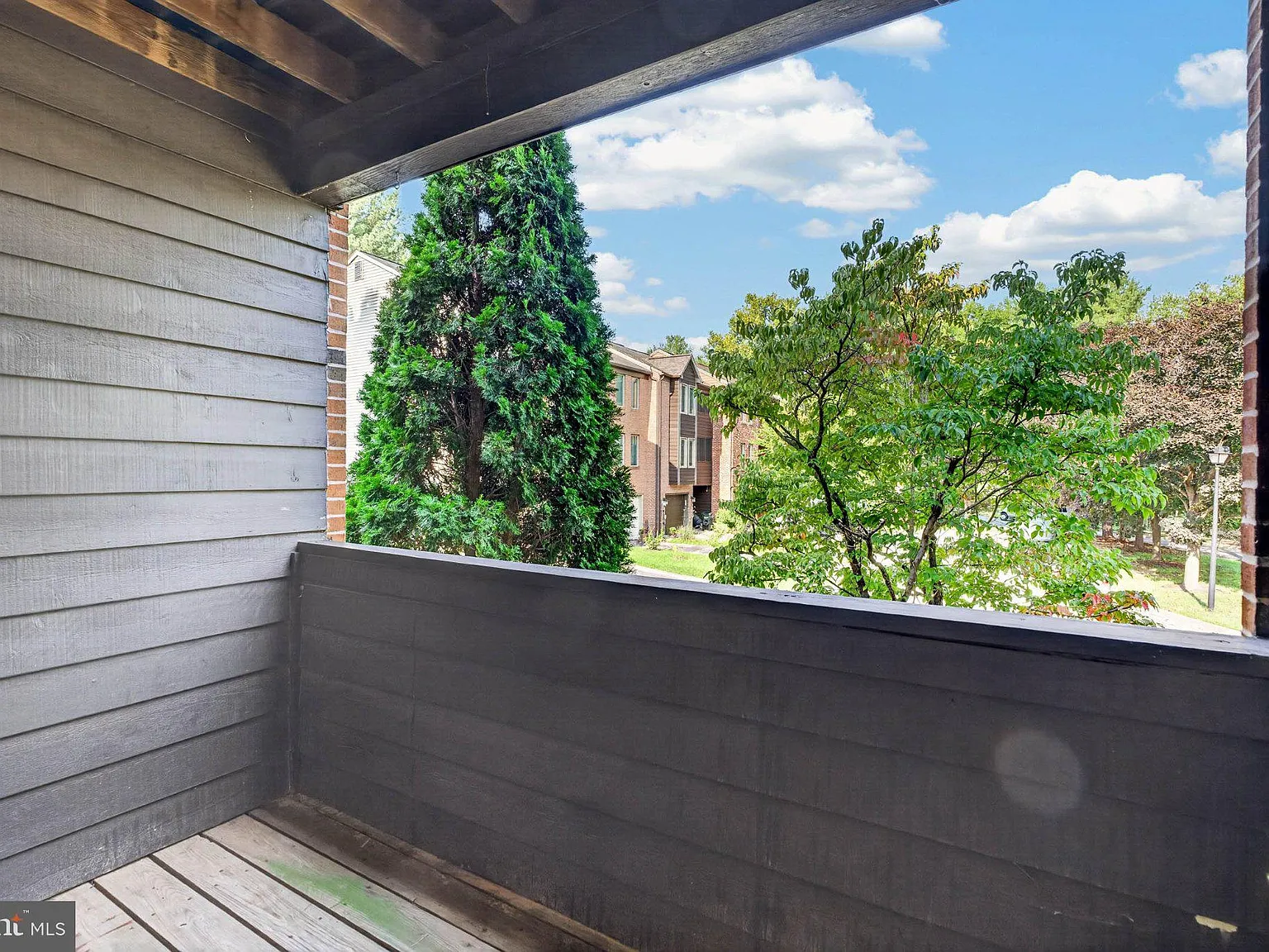 3 bed, 2.5 bath, 1853 sqft, $3,200 — Photo 4