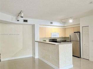 8030 N Nob Hill Rd APT 105, Tamarac, FL 33321