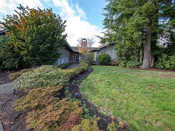3rd image of 20106 76th Ave SE