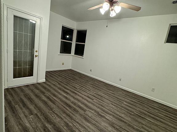 5th image of 711 W Anissa Ct