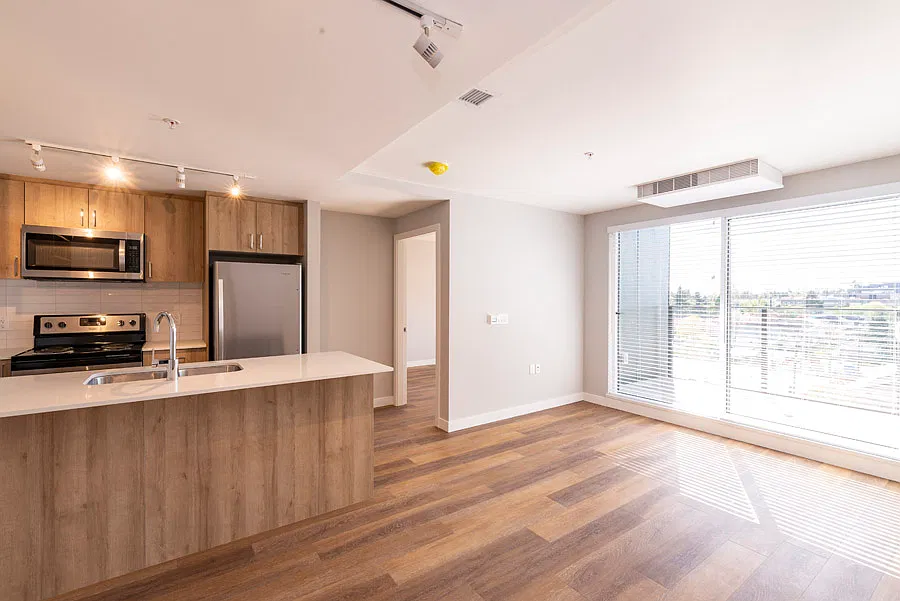 188 E 49th Ave