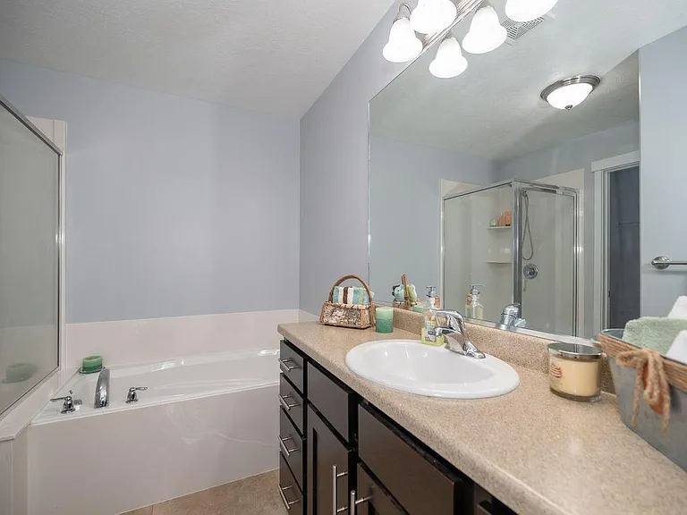 11216 S Summer Heights Dr W — Photo 23