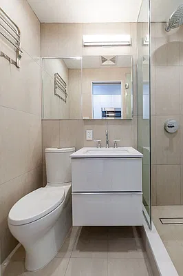 Rented by Veracity NYC LLC | media 27