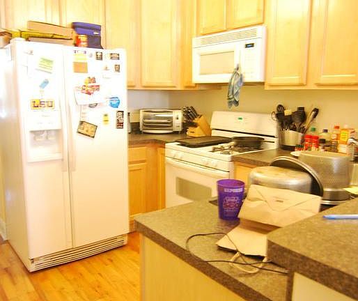 5th image of 1720 W Beach Ave #2A