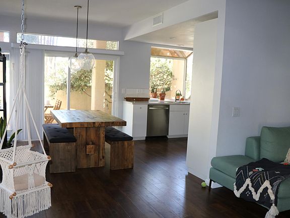 2nd image of 25853 McBean Pkwy Unit 39