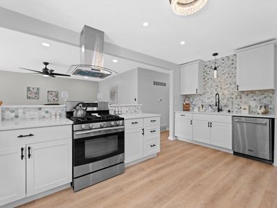 4652 North 71st STREET, Milwaukee, WI, 53218