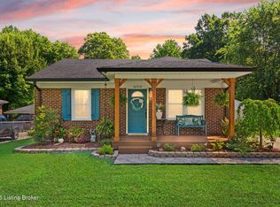 10713 Alberta Dr, Fairdale, KY 40118