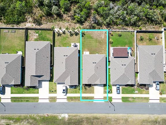 3rd image of 314 Cove Ln