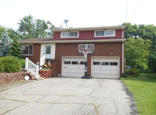 845 Lindsay Rd, Carnegie, PA 15106