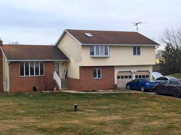 485 Winding Brook Rd, Biglerville, PA 17307