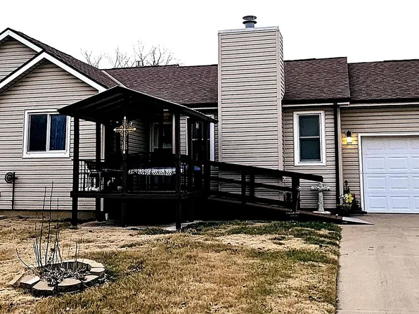 1027 N Walnut St, El Dorado, KS 67042
