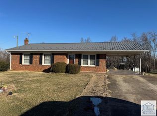 60 Pasadena Knl, Martinsville, VA 24112