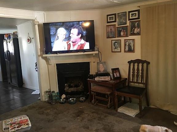 4th image of 1725 McGee St
