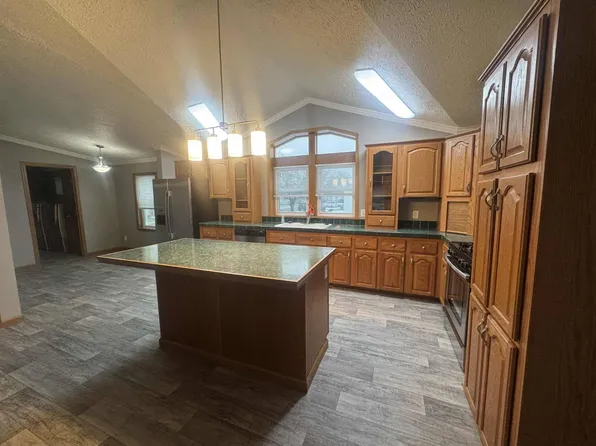 9027 W Timberview Dr #277, Newport, MI 48166