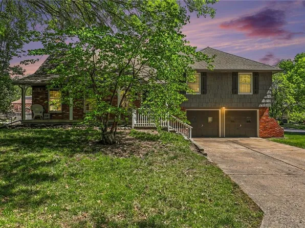 12931 Smalley Ave, Grandview, MO 64030