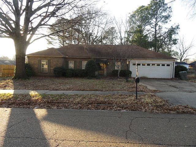 1st image of 3419 Fox Hollow Dr