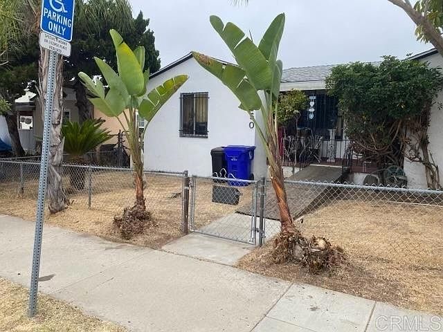 1st image of 650 Quail St